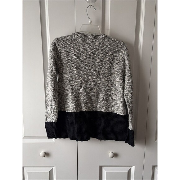 LL Bean Signature Womens Pullover Textured Gray White Crewneck Sweater Size S - Picture 4 of 4